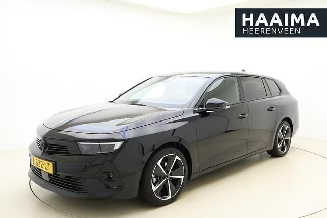 Zwart Occasion 2024 Opel Astra Stationwagen | € 25.950 (Goede deal) - Afbeelding 1/4