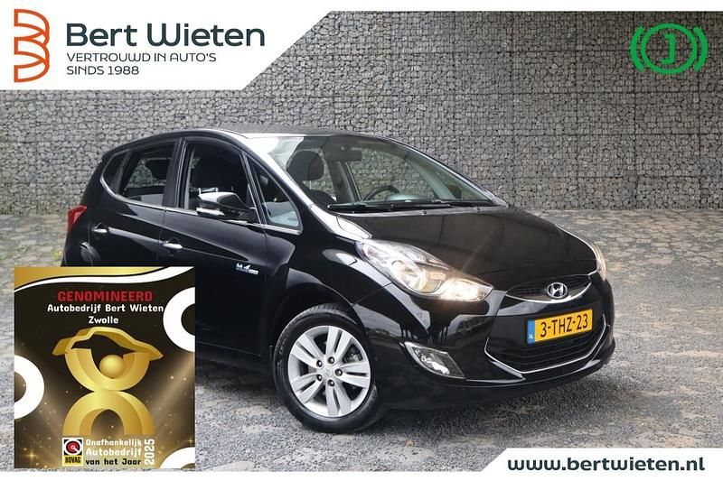 Zwart Gebruikt 2014 Hyundai ix20 Hatchback | € 11.290 - Afbeelding 1/4