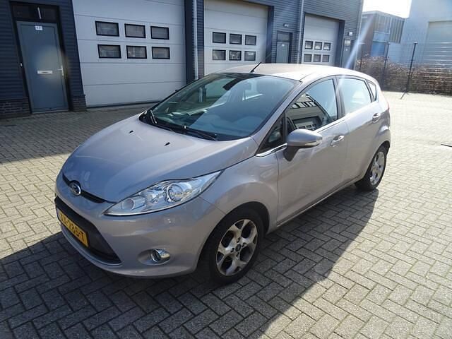 Occasion Ford Fiesta Ghia 82 PK (60 kW) 2011 Grijs Hatchback