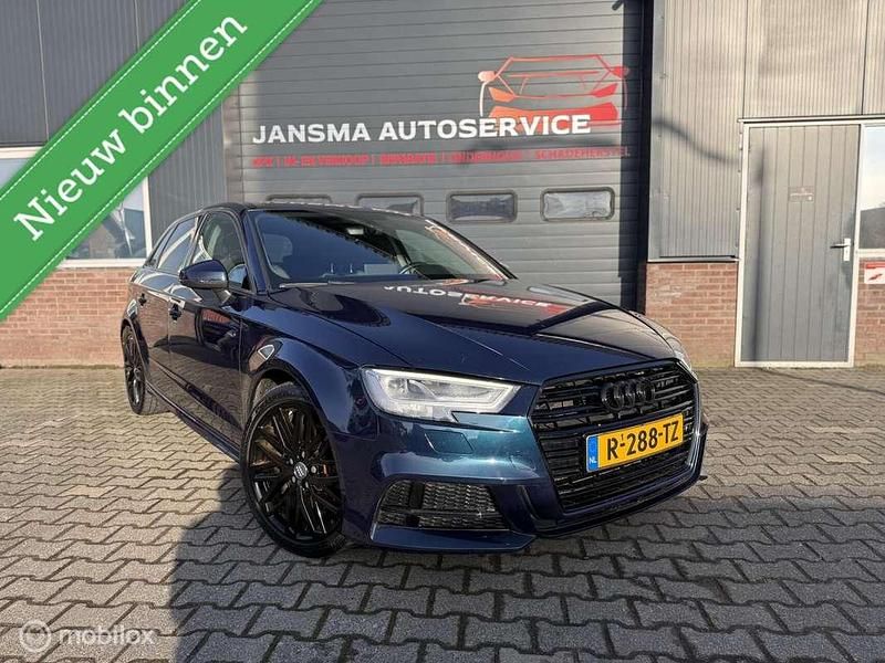 Occasion Audi A3 Sportback S-Line 191 PK (140 kW) 2018 Blauw Hatchback