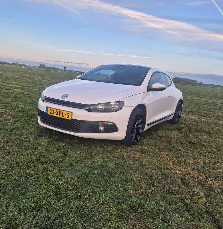 Wit Gebruikt 2012 VW Scirocco Highline Coupé | € 7.000 (Eerlijke prijs) - Afbeelding 1/4