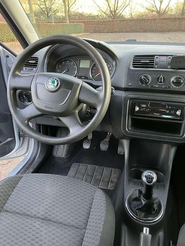 Grijs Occasion 2011 Skoda Fabia Ambition Hatchback | € 1.500 (Super prijs) - Afbeelding 1/4