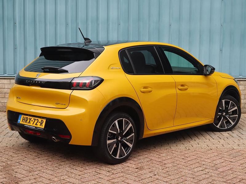 Occasion Peugeot 208 GT-line 102 PK (75 kW) 2019 Geel Hatchback