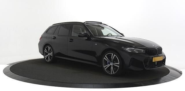 Occasion BMW 330 M Sport 184 PK (135 kW) 2023 Zwart Stationwagen