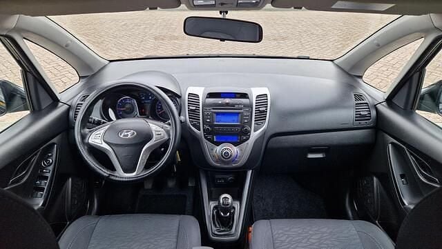 Zwart Gebruikt 2014 Hyundai ix20 MPV | € 10.000 (Eerlijke prijs) - Afbeelding 1/3