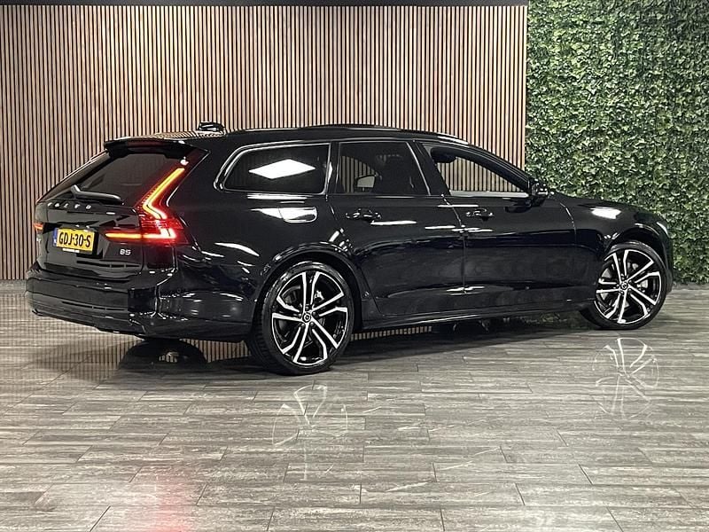 Occasion Volvo V90 Ultimate 2024 Zwart Stationwagen