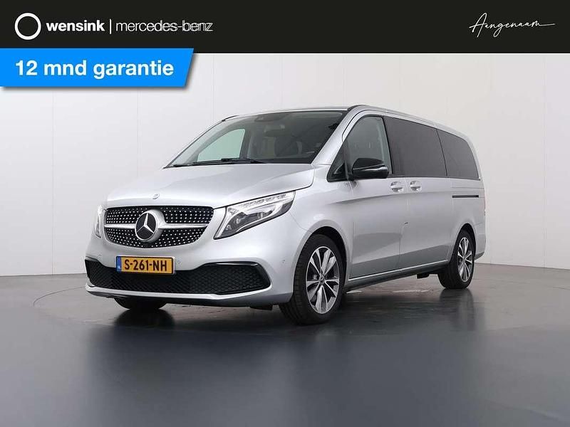 Grijs Gebruikt 2021 Mercedes V250 Avantgarde MPV | € 70.033 - Afbeelding 1/4