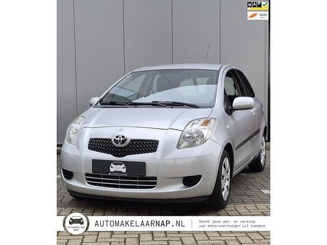 Grijs Gebruikt 2006 Toyota Yaris Sol Hatchback | € 4.440 (Goede deal) - Afbeelding 1/4