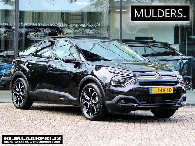 Zwart, metallic lak Gebruikt 2021 Citroën e-C4 Shine SUV | € 17.987 (Eerlijke prijs) - Afbeelding 1/3