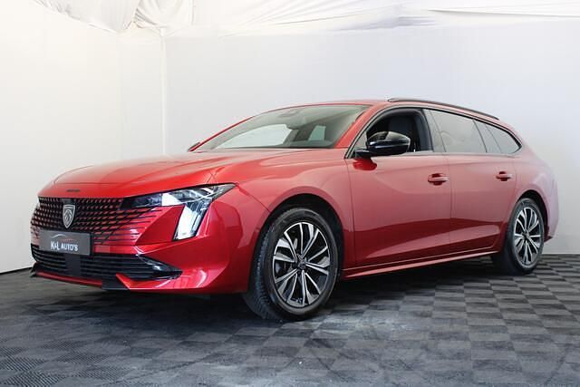 Rood, metallic lak Gebruikt 2024 Peugeot 508 Allure Stationwagen | € 23.999 (Super prijs) - Afbeelding 1/4