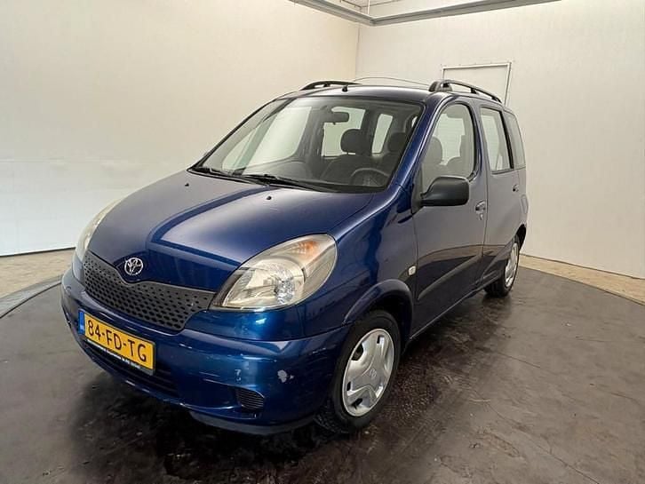 Occasion 2000 Toyota Yaris Sol Stationwagen | € 1.995 (Goede deal) - Afbeelding 1/4