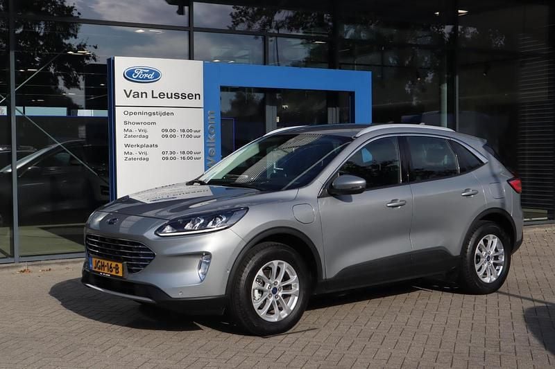 Grijs Gebruikt 2024 Ford Kuga Titanium SUV | € 33.890 (Super prijs) - Afbeelding 1/4