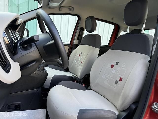 Occasion Fiat Panda Easy 86 PK (63 kW) 2012 Rood Hatchback