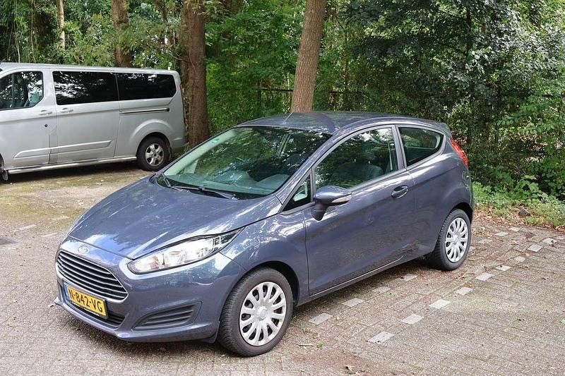 Gebruikt 2013 Ford Fiesta Trend Hatchback | € 3.500 (Super prijs) - Afbeelding 1/4