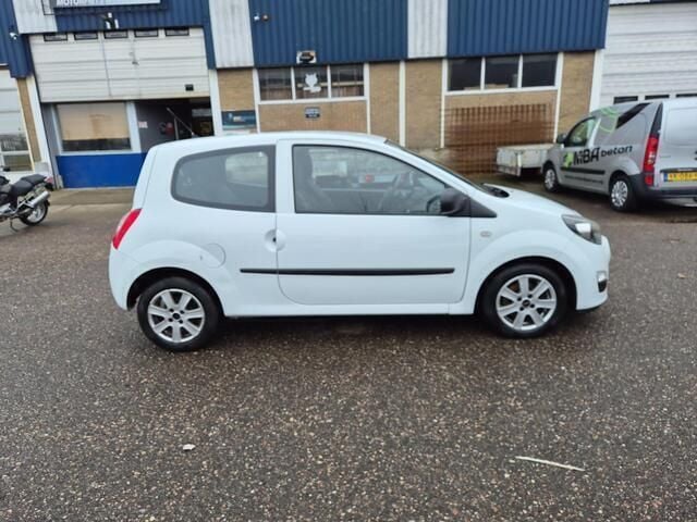 Occasion Renault Twingo Authentique 75 PK (55 kW) 2012 Wit Hatchback