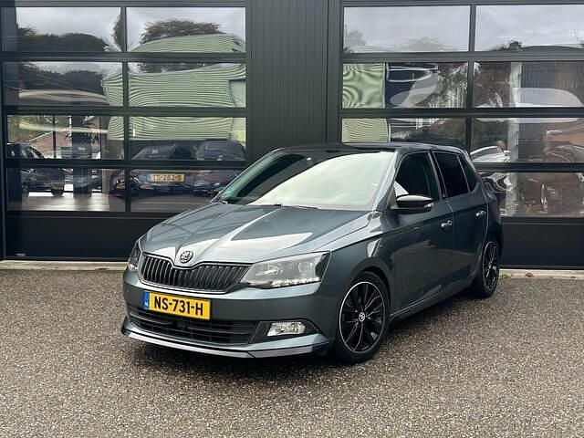 Grijs Gebruikt 2015 Skoda Fabia Monte Carlo Hatchback | € 9.999 (Iets duurder) - Afbeelding 1/4