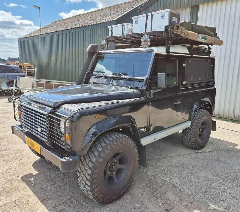 Occasion Land Rover Defender 122 PK (89 kW) 2002 Zwart Van
