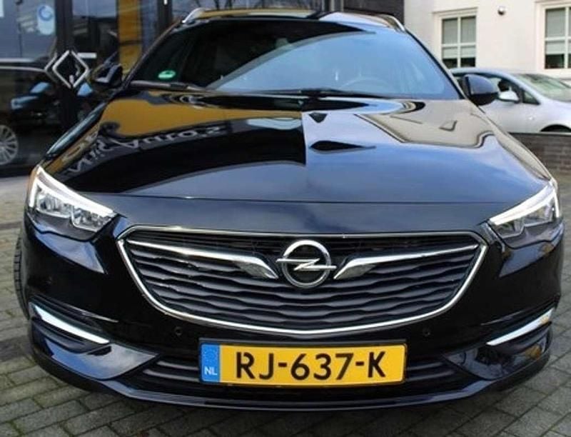 Zwart Gebruikt 2017 Opel Insignia Business Stationwagen | € 12.500 (Goede deal) - Afbeelding 1/4
