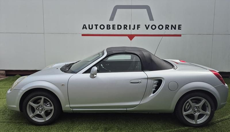 Grijs Gebruikt 2005 Toyota MR2 Cabriolet | € 13.950 (Duur) - Afbeelding 1/4