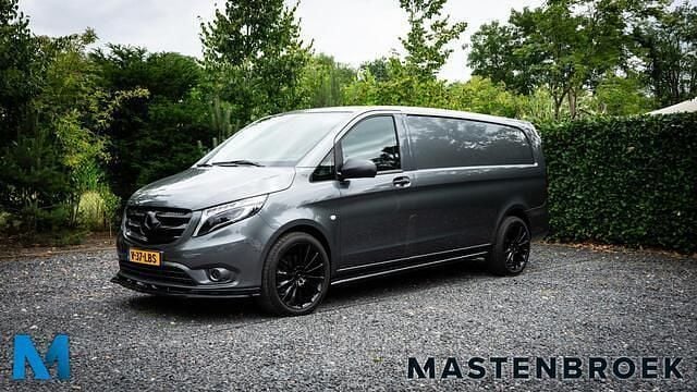 Grijs Gebruikt 2021 Mercedes Vito MPV | € 36.950 (Iets duurder) - Afbeelding 1/4