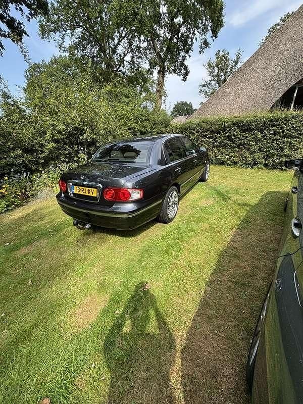 Grijs Gebruikt 2005 Kia Opirus Sedan | € 4.950 - Afbeelding 1/4