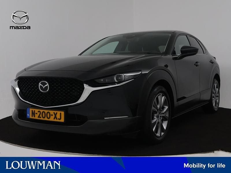 Jet black (zwart metallic) Gebruikt 2022 Mazda CX-30 Sportive SUV | € 25.945 (Eerlijke prijs) - Afbeelding 1/4