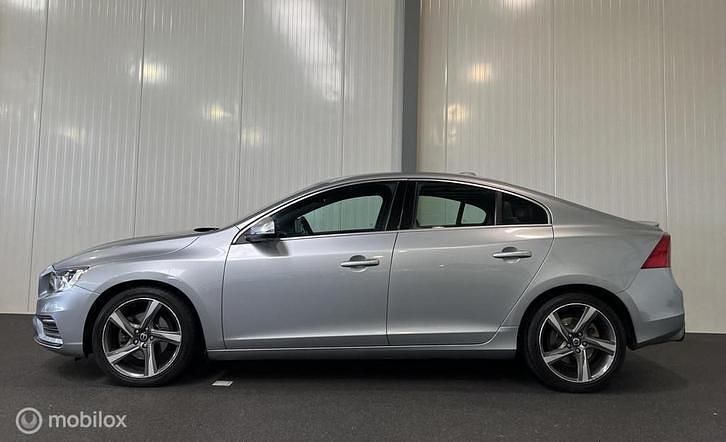 Occasion Volvo S60 R-Design 114 PK (83 kW) 2013 Grijs Sedan