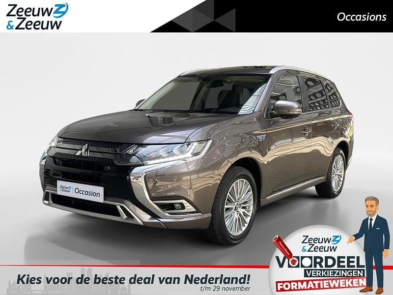 Granite brown m Gebruikt 2021 Mitsubishi Outlander P-HEV Intense+ SUV | € 23.445 (Eerlijke prijs) - Afbeelding 1/3