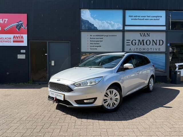 Grijs Gebruikt 2017 Ford Focus Stationwagen | € 9.950 (Goede deal) - Afbeelding 1/4
