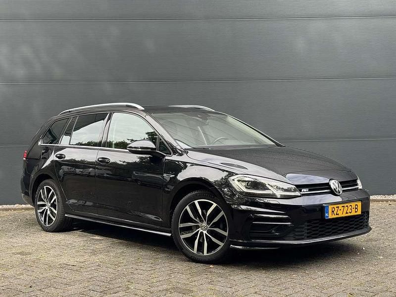 Zwart Gebruikt 2017 VW Golf VII Stationwagen | € 12.795 (Eerlijke prijs) - Afbeelding 1/4