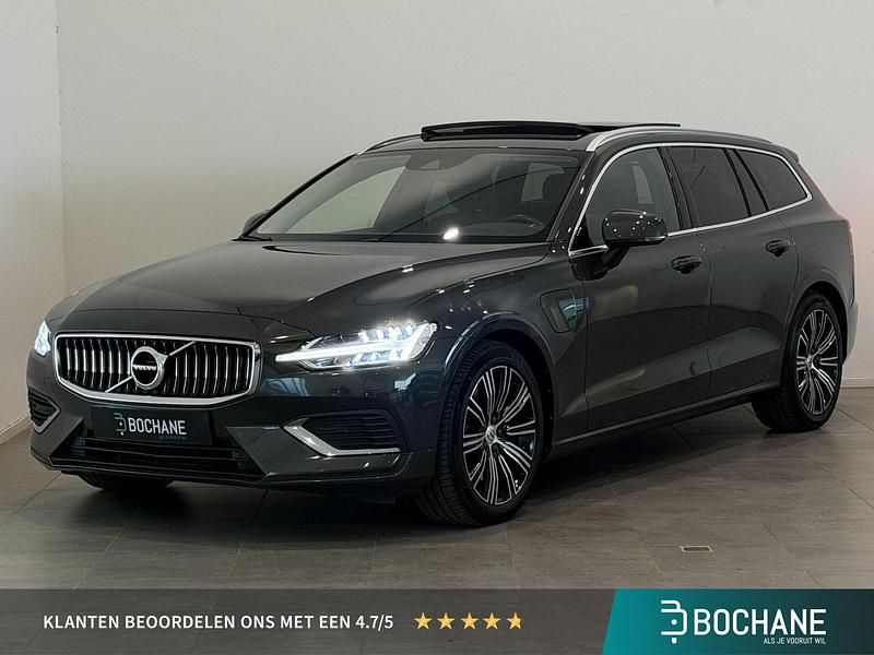 Grijs Gebruikt 2021 Volvo V60 Inscription Stationwagen | € 33.800 (Eerlijke prijs) - Afbeelding 1/4