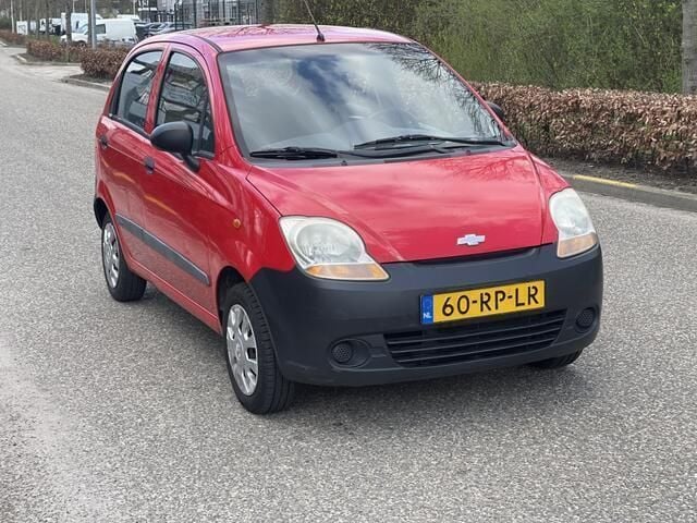 Rood Gebruikt 2005 Chevrolet Matiz Hatchback | € 999 (Eerlijke prijs) - Afbeelding 1/4