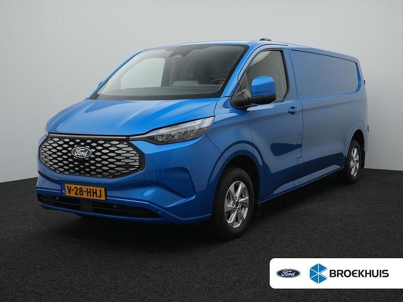Blauw Gebruikt 2024 Ford E-Transit Limited Van | € 37.450 (Super prijs) - Afbeelding 1/4
