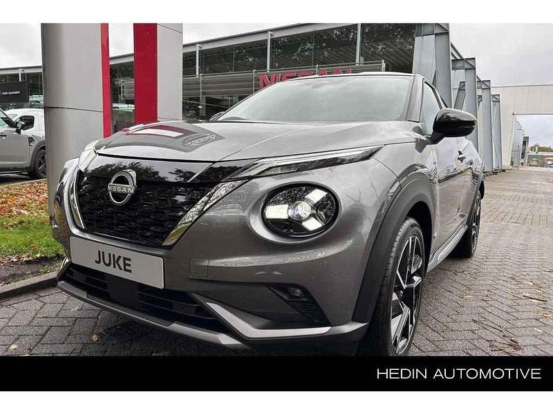 Two tone ceramic grey metallic/dak carbon bla Occasion 2024 Nissan Juke SUV | € 34.669 - Afbeelding 1/4