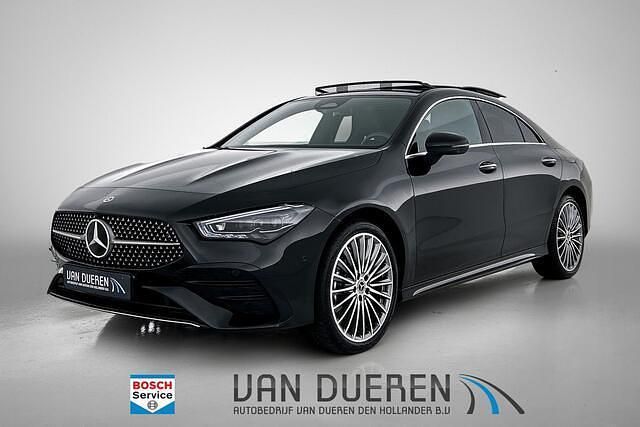 Zwart Gebruikt 2025 Mercedes CLA250 Business Sedan | € 47.950 - Afbeelding 1/4
