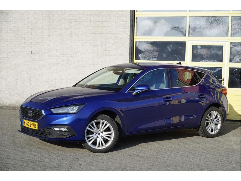 Occasion Seat Leon Style 150 PK (110 kW) 2021 Blauw Hatchback