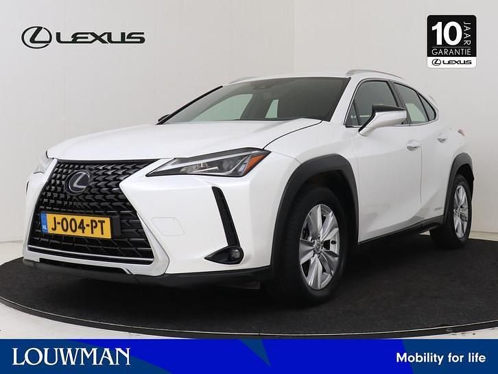 Sonic white (licht wit parelmoer) Occasion 2019 Lexus UX 300e Business Edition SUV | € 25.950 (Iets duurder) - Afbeelding 1/4