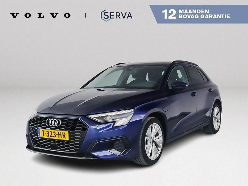 Blauw Occasion 2021 Audi A3 Sportback e-tron Business Hatchback | € 25.995 (Goede deal) - Afbeelding 1/4