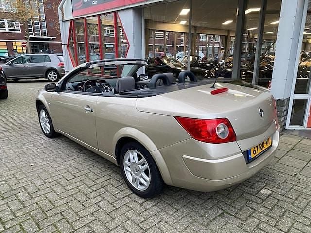 Occasion Renault Mégane Cabriolet 113 PK (83 kW) 2005 Beige (metallic) Cabriolet
