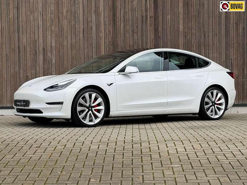 Wit Occasion 2019 Tesla Model 3 Performance Sedan | € 24.900 (Eerlijke prijs) - Afbeelding 1/4