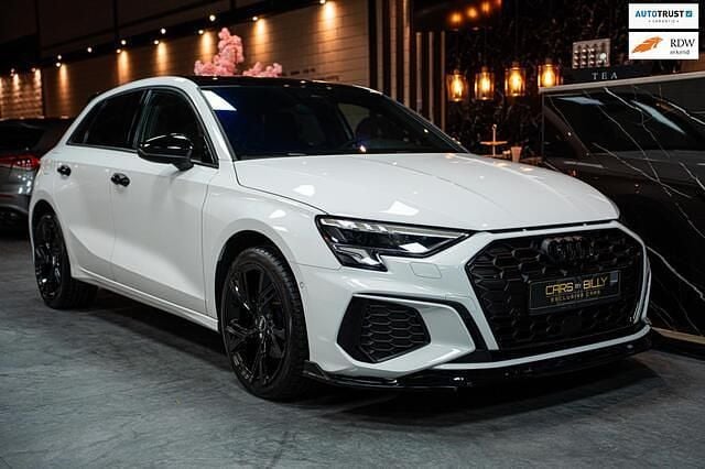 Occasion Audi A3 Sportback Business 150 PK (110 kW) 2021 Wit Hatchback