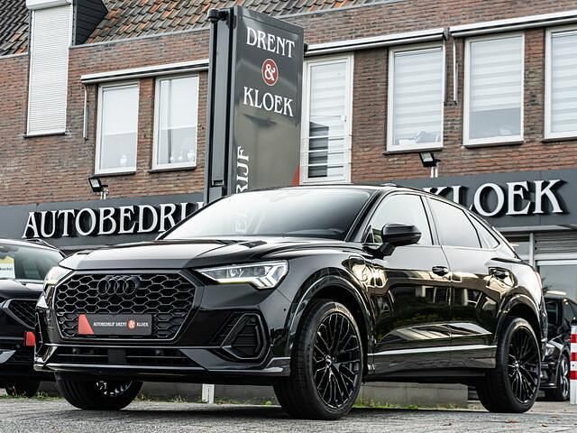 Zwart Gebruikt 2022 Audi Q3 Sportback Advanced SUV | € 38.950 (Eerlijke prijs) - Afbeelding 1/4