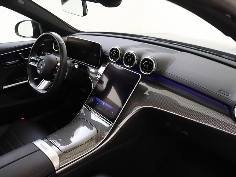 Occasion Mercedes C300 AMG line 313 PK (230 kW) 2024 Grijs Stationwagen