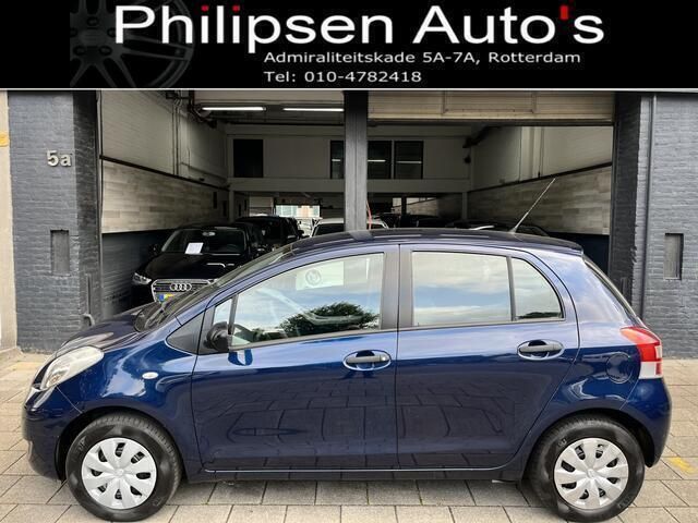 Blauw Gebruikt 2010 Toyota Yaris Hatchback | € 4.740 (Eerlijke prijs) - Afbeelding 1/4