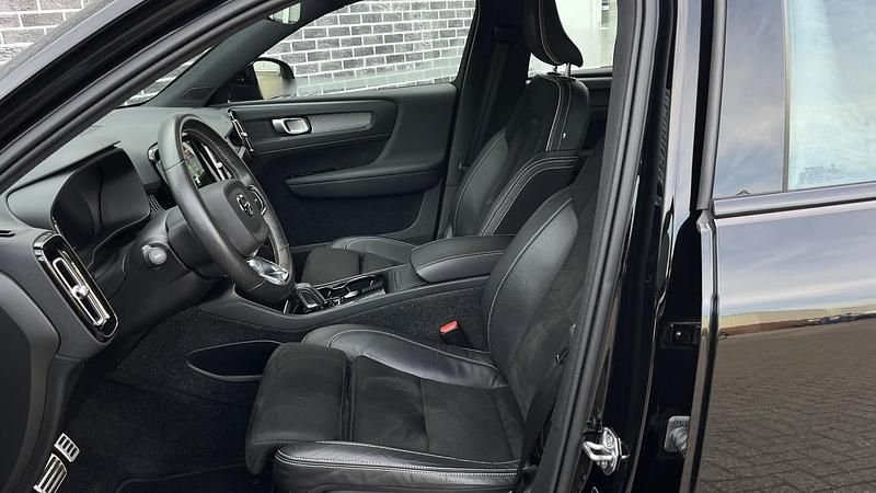 Occasion Volvo XC40 R-Design 11 kW (15 PK) 2020 Zwart SUV