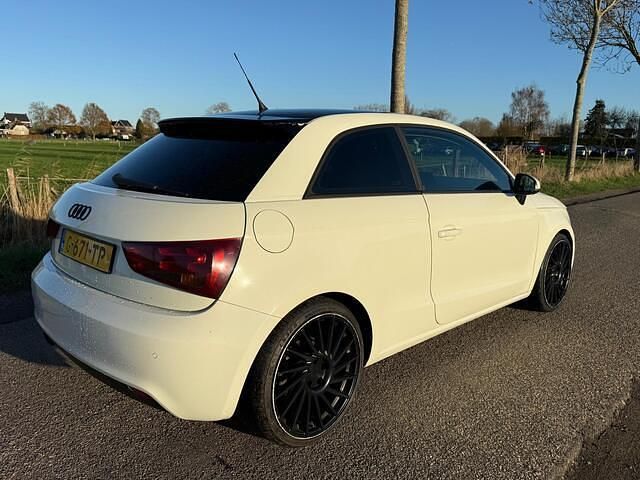 Occasion Audi A1 Ambition 86 PK (63 kW) 2011 Wit Hatchback
