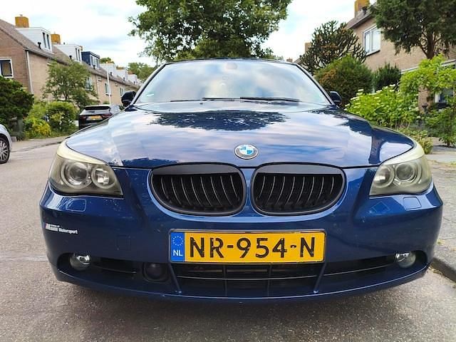 Occasion BMW 525 192 PK (141 kW) 2004 Blauw (metallic) Sedan