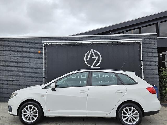 Wit Gebruikt 2012 Seat Ibiza ST Style Stationwagen | € 4.450 (Eerlijke prijs) - Afbeelding 1/4