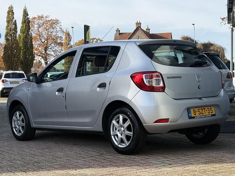 Occasion Dacia Sandero Lauréate 90 PK (66 kW) 2014 Grijs Hatchback