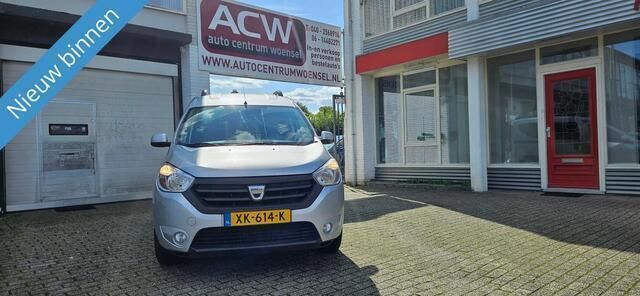 Occasion Dacia Dokker Lauréate 116 PK (85 kW) 2013 Grijs MPV